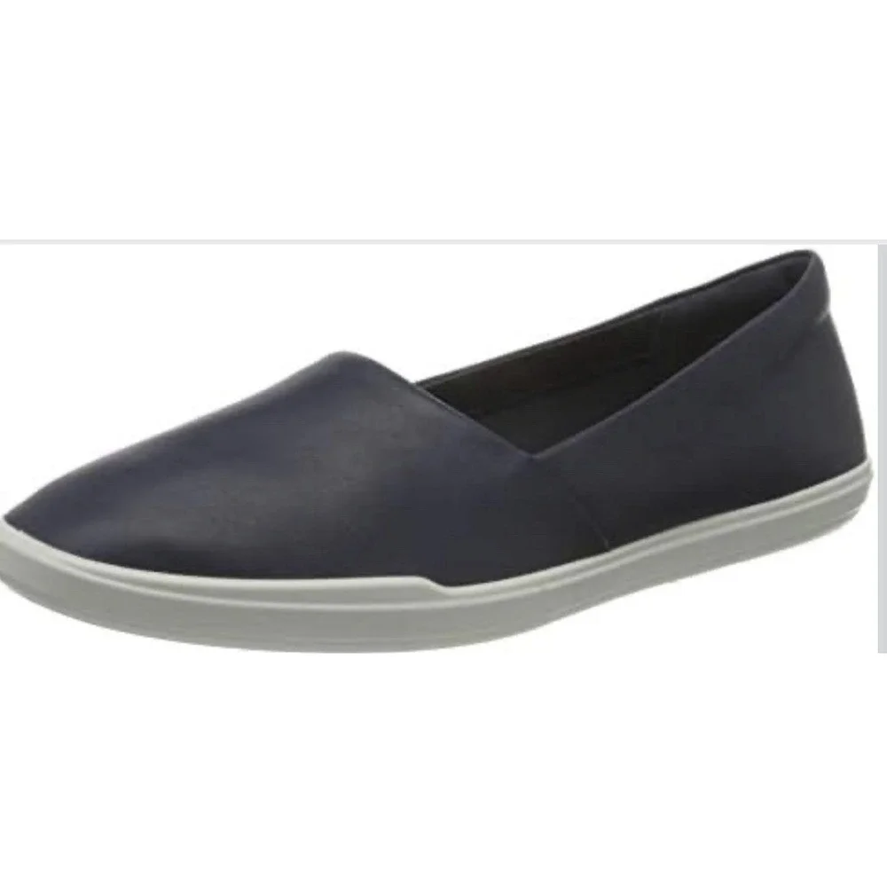 Ecco Women's Simpil Navy Leather White Loafer Shoes Women's Size 37 -6.5
